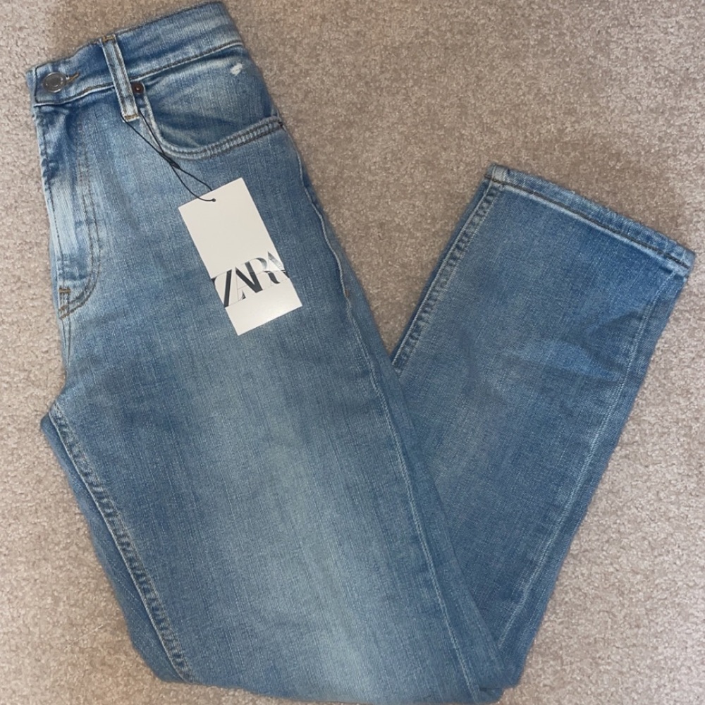 ZARA High Rise Cropped Slim Fit Jeans